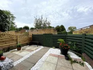 Chelsea House-Huku Kwetu Dunstable-3 Bedroom House - Houghton Regis