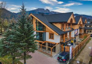 Mountain Shelter Apartments