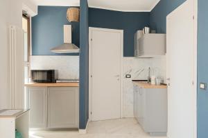 Splendido monolocale con spazioso giardino e veranda a 500 mt dal mare