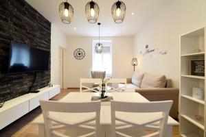 Delux Primorska, 2nd floor