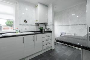 4 BDR House At Caledonia Luxe Stays Short Lets & Serviced Accommodation Lanark