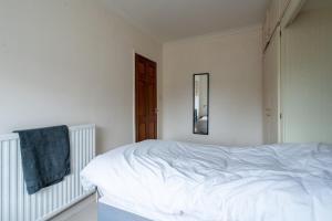 4 BDR House At Caledonia Luxe Stays Short Lets & Serviced Accommodation Lanark