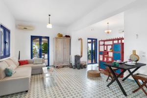 Little House with private pool and garden - BY APOKORONAS VILLAS