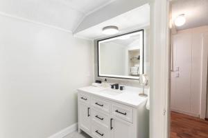 Newly Renovated 3BR Country Oasis Near Conway Lake