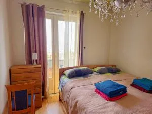 Bright charming house with a garten balkony, panoramic view - Solymár