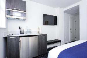 Modern Studio in Historic Boston - Garden Unit #1