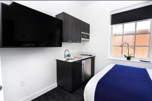 Modern Studio in Historic Boston - Unit #402