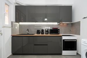 Contemporary Chic Apartment in the Heart of Athens