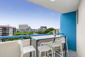 Spacious 2BR- centre of Brissy!