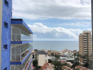 Inviting Studio with Sea View