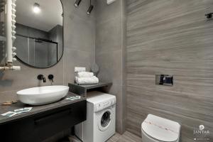 Kasprowicza 20 Swimming Pool by Jantar Apartamenty Kołobrzeg