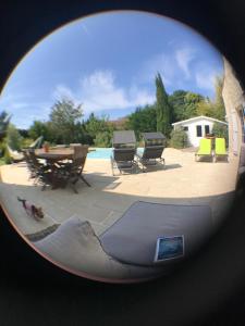 Villas Maison ancienne avec piscine au milieu des vignes : photos des chambres