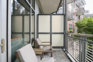 Tysons Corner 2br w gym wd near restaurants WDC-827