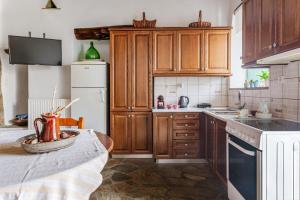 Traditional Olive Guesthouse