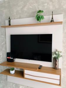 Apartamento quadra da PRAIA (100m) Pitangueiras