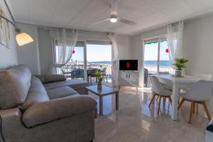 rentafive - Primera Línea - Terraza - Reformado