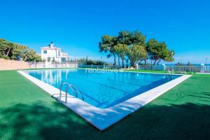 rentafive - Estudio - Parking - Piscina