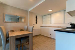 rentafive - Estudio - Parking - Piscina