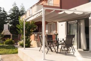 Apartmani Carmen 