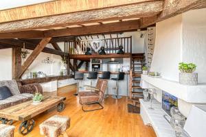 Duplex Rustique à quelques min du Palais