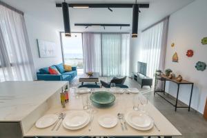 Gaia Seaview Apartment 2