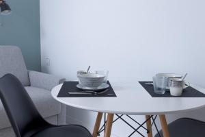 LE MIMONT studio central et calme, séjours en couple ou congrès