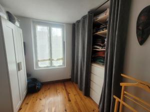 Maisons de vacances Maison cosy a Beynes : photos des chambres