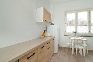 Cosy Studio in the Centre of Poznań with Balcony by Renters