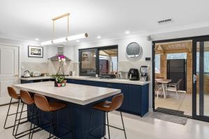 Luxury 5br villa with pool