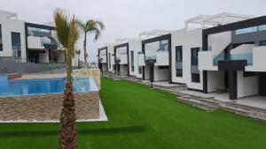Oasis Beach - Top floor with seaview