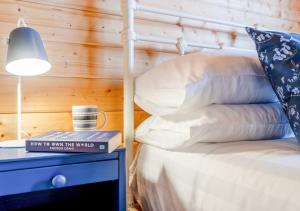 Bluebell Cabin