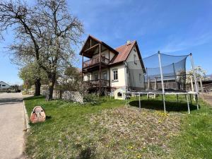 Charmantes Ferienhaus in Aalen - 5 Min zum Zentrum