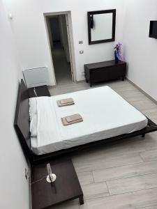 Leonardo Sicilian Casa