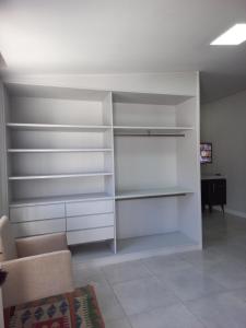 Linda edícula a 80 m da Praia de Itapuã