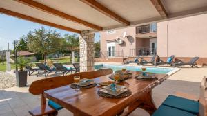 Amazing villa Lara with private pool by WiiBuk