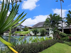 Villa Bodhi Kulture - Huge 4 BR Luxury Villa for families & groups in Canggu - Bali