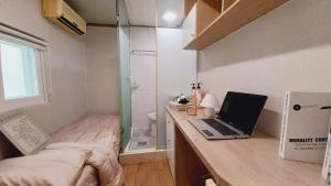 Phòng Đơn Có Phòng Tắm Riêng (Single Room with Private Bathroom)