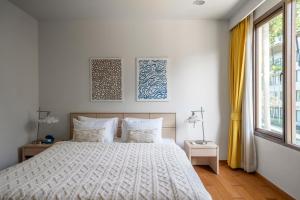 Seaview & beachfront 2BR 151 2F CicadaMarket