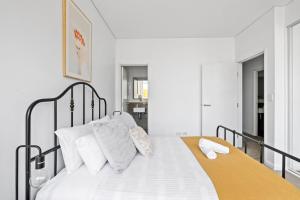 NEW 3BR Apt in Kingsgrove Sleeps 7