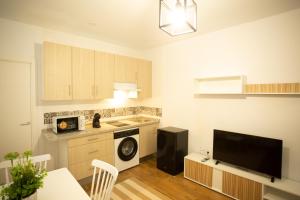 WISH SUITE AMPARO DE SEVILLA