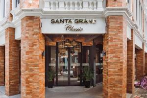 Santa Grand Classic Kuala Lumpur, Chinatown