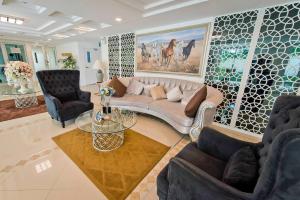 UNFORGETTABLE 1 Bedroom for Rent in Orient Condo