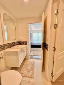 UNFORGETTABLE 1 Bedroom for Rent in Orient Condo