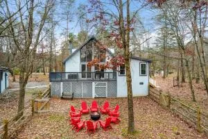 Hot Tub, Fire Pit & Fenced Yard w Resort Amenities - مرتينسبورغ