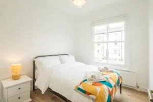 Cosy Two Bedroom Apartment in Excellent Location - Chesterton