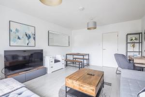 Lovely 2 bedroom apartment - ideal location