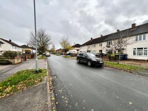 Rest on Super-King Bed under The Starry Night