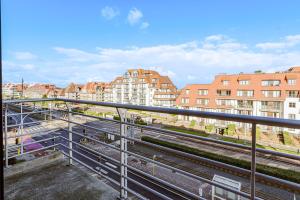 Varzaly 0401 met parking