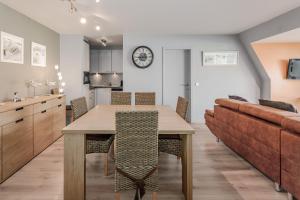 Varzaly 0401 met parking