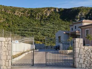 Casa Azilem - Kateleios